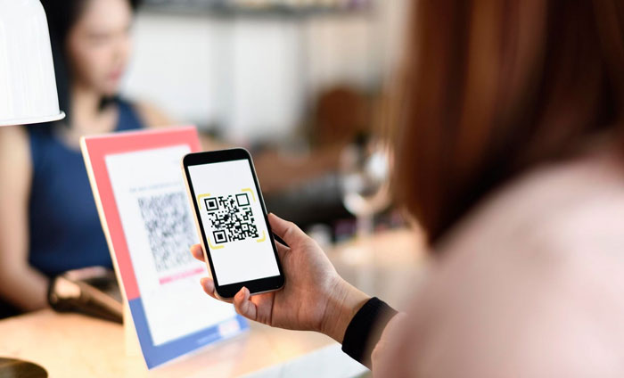 QR code with image is optimized with your mobile