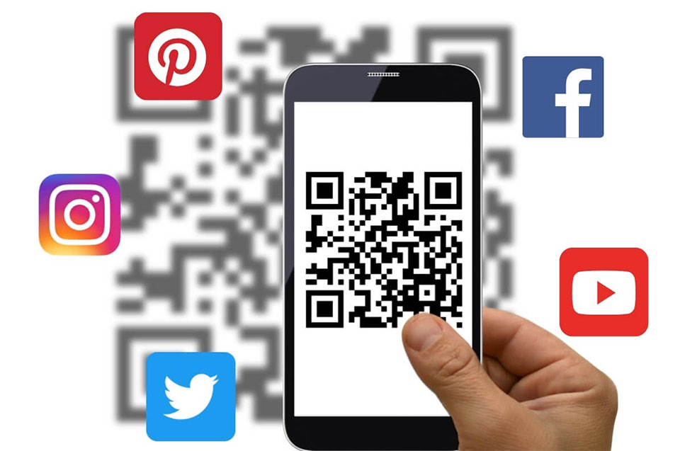 Social media uses QR code