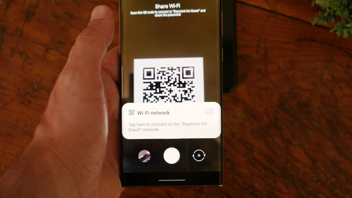 Scan QR code with Android 8 and above