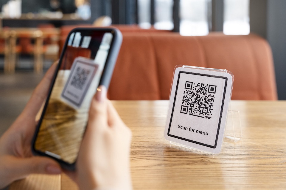 Restaurants leverage QR codes to integrate digital and physical channels