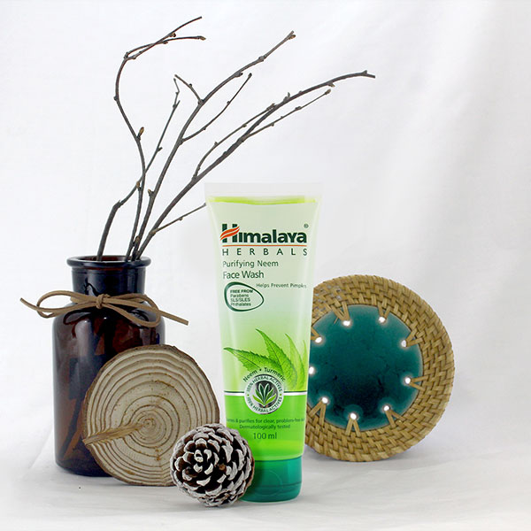 Himalaya purifying neem face wash