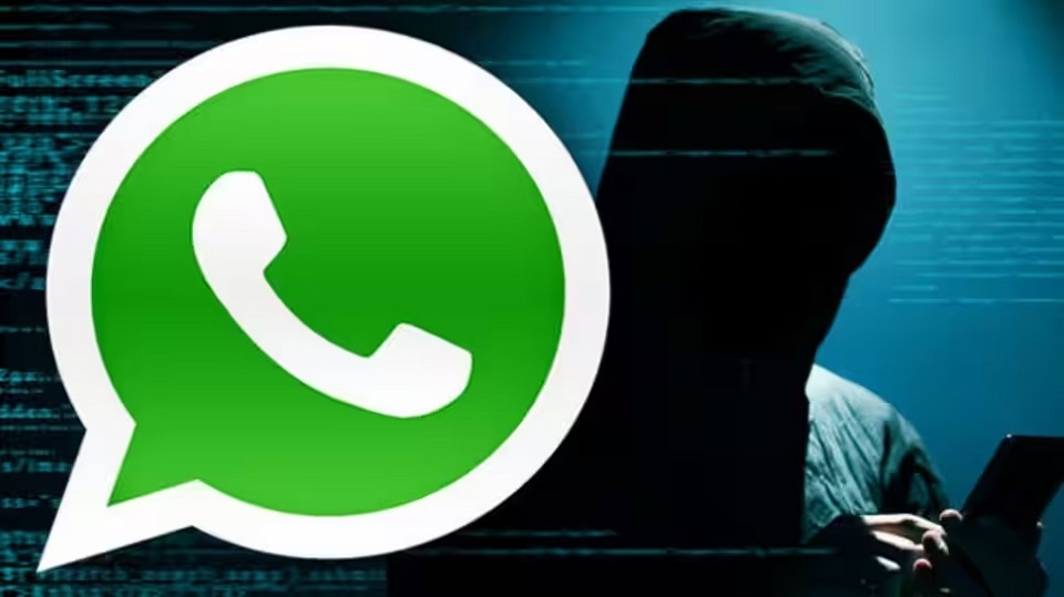 A New QR Code Fraud Targets Millions of WhatsApp Web Users