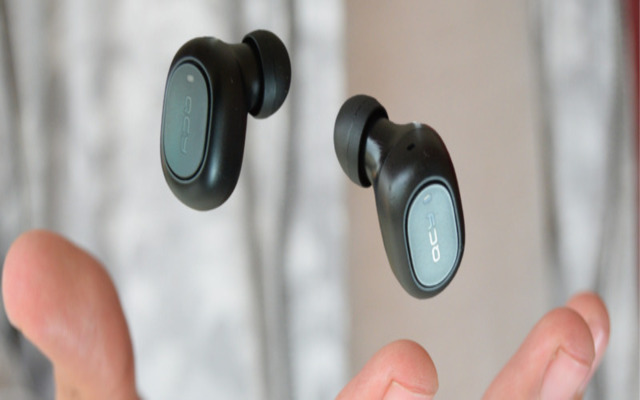 What are the best earbuds for hearing loss?