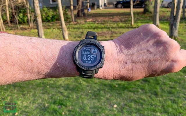 Select a durable Garmin watch for hunters