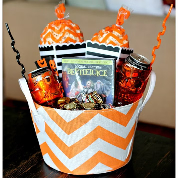 pumpkin Halloween basket