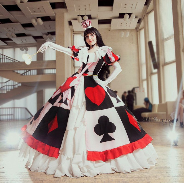 Queen of Hearts costume