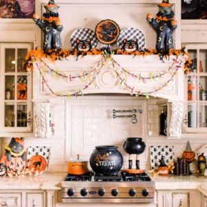 Halloween Decor Kitchen